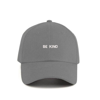 Cappellino scritta be kind grigio